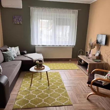 Apartment Levendula Apartmanhaz *